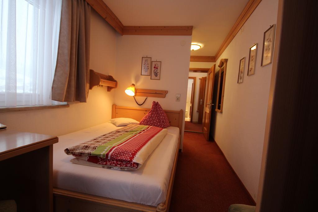 Hotel Garni Laerchenhof Lech am Arlberg Εξωτερικό φωτογραφία