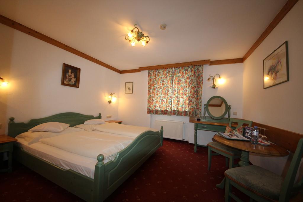 Hotel Garni Laerchenhof Lech am Arlberg Εξωτερικό φωτογραφία
