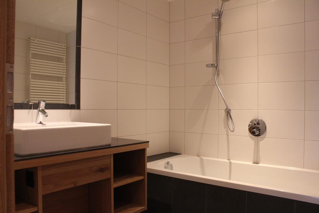 Hotel Garni Laerchenhof Lech am Arlberg Δωμάτιο φωτογραφία