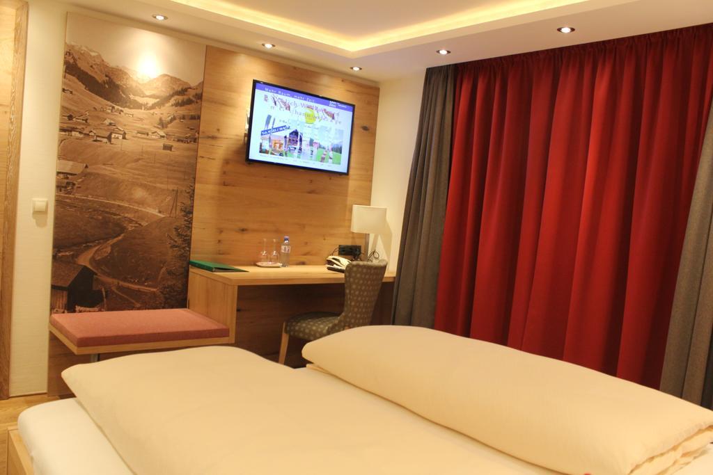 Hotel Garni Laerchenhof Lech am Arlberg Δωμάτιο φωτογραφία